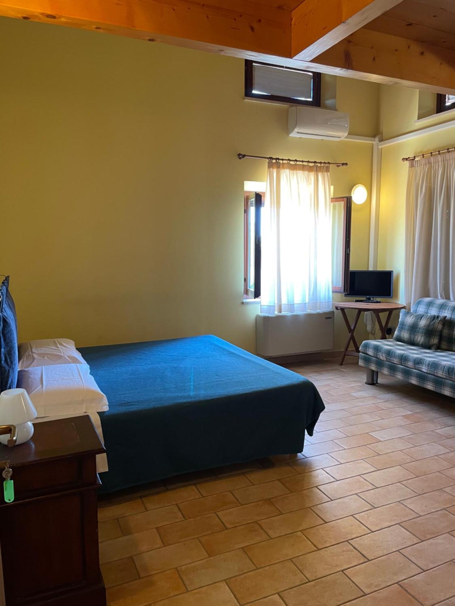 Taverna Dei Guelfi Senigallia Zewnętrze zdjęcie