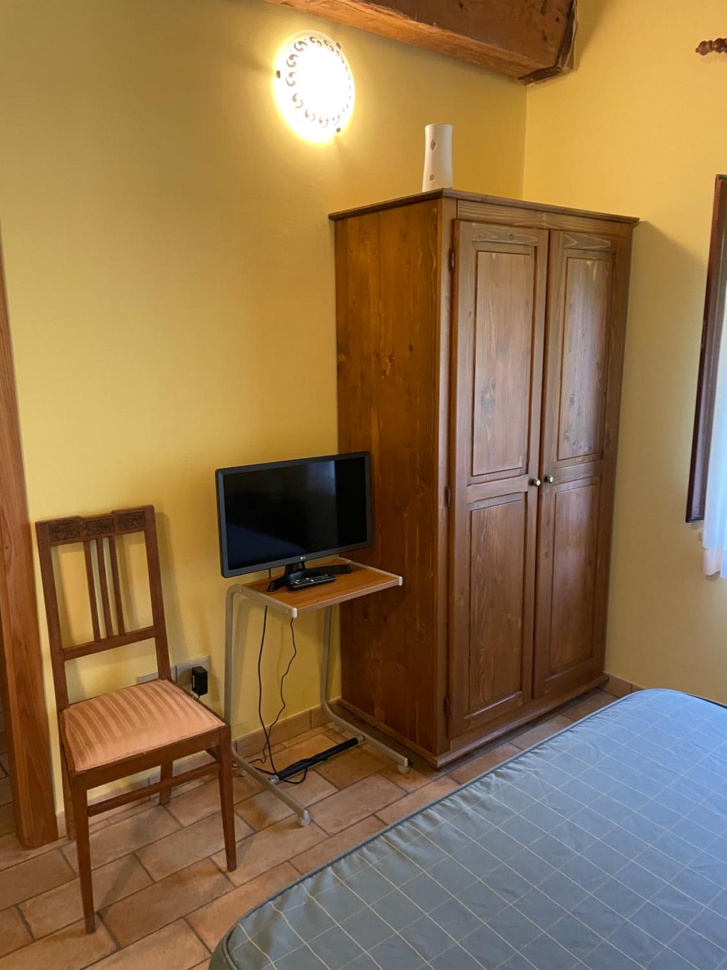 Taverna Dei Guelfi Senigallia Zewnętrze zdjęcie