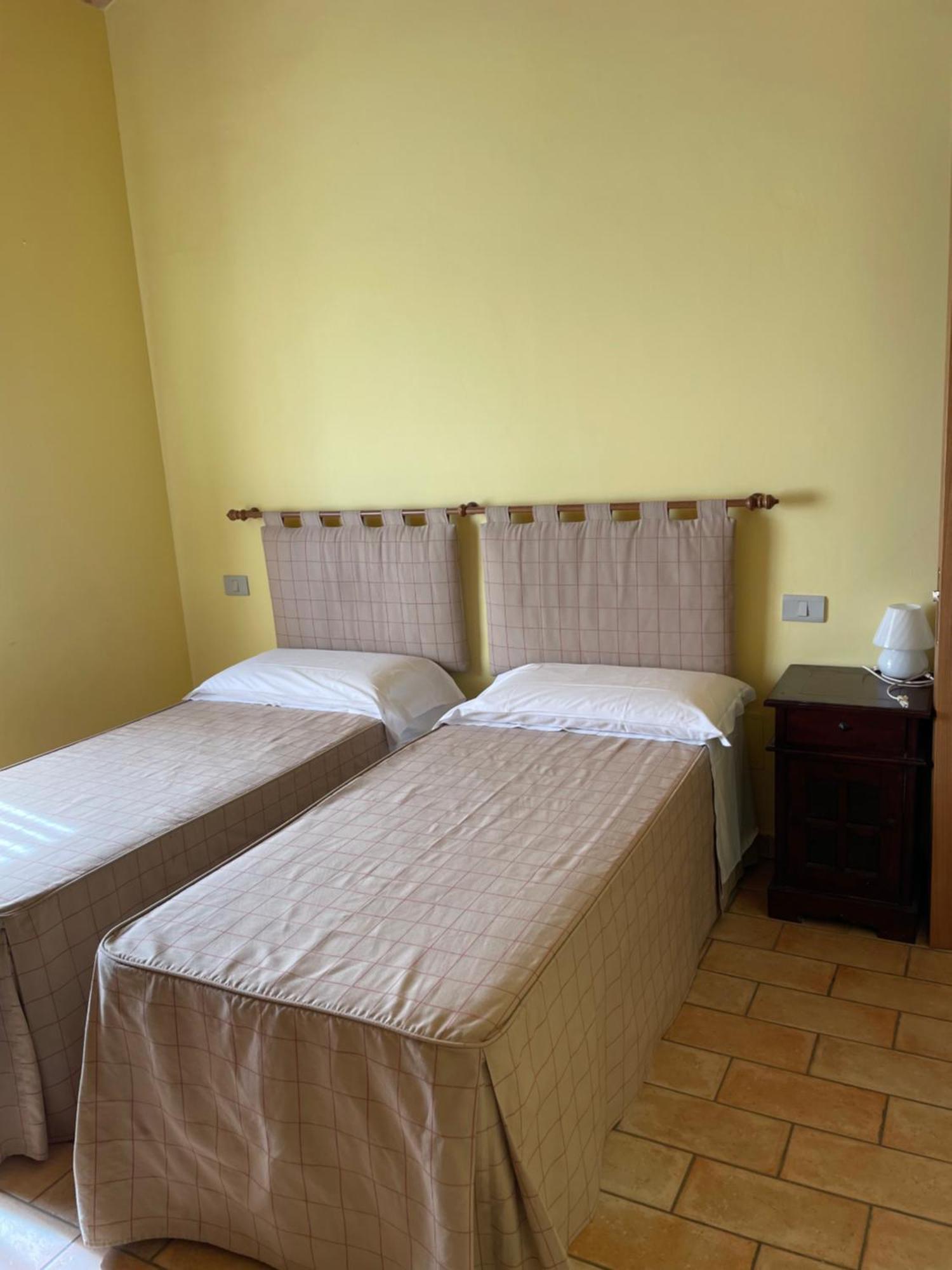 Taverna Dei Guelfi Senigallia Zewnętrze zdjęcie