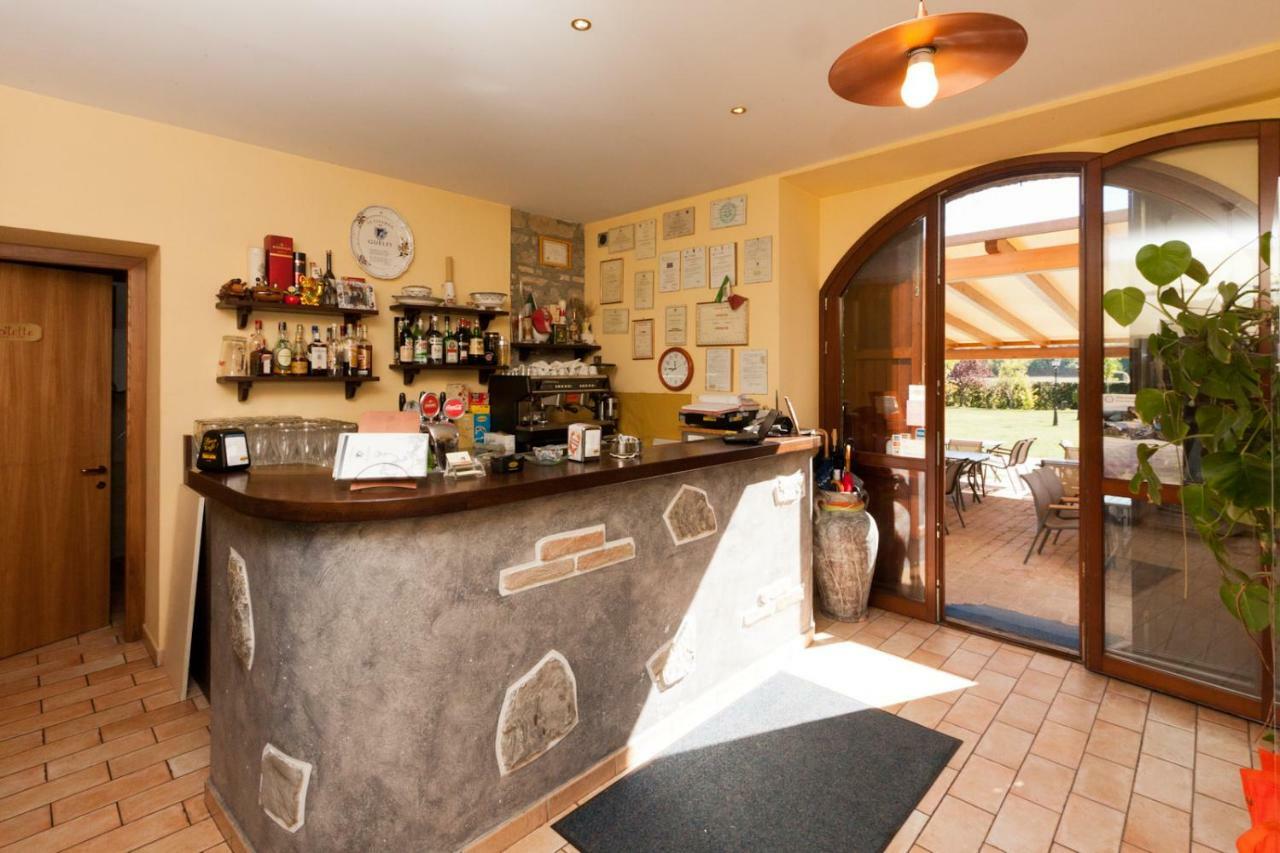 Taverna Dei Guelfi Senigallia Zewnętrze zdjęcie